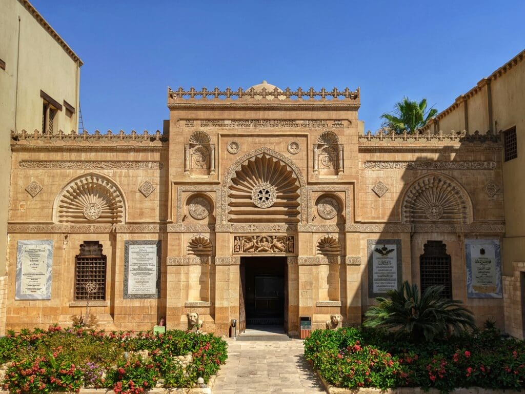 mustafa-yasser-hIy9MzipFOg-unsplash
